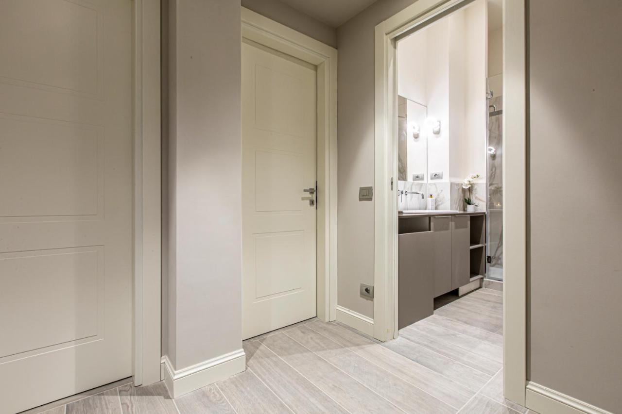 Duomo Terrace Studio R&R Милано Екстериор снимка