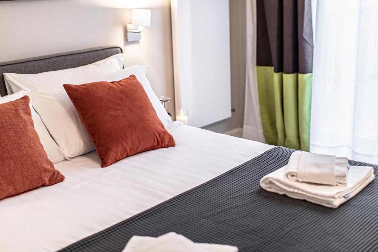 Duomo Terrace Studio R&R Милано Екстериор снимка