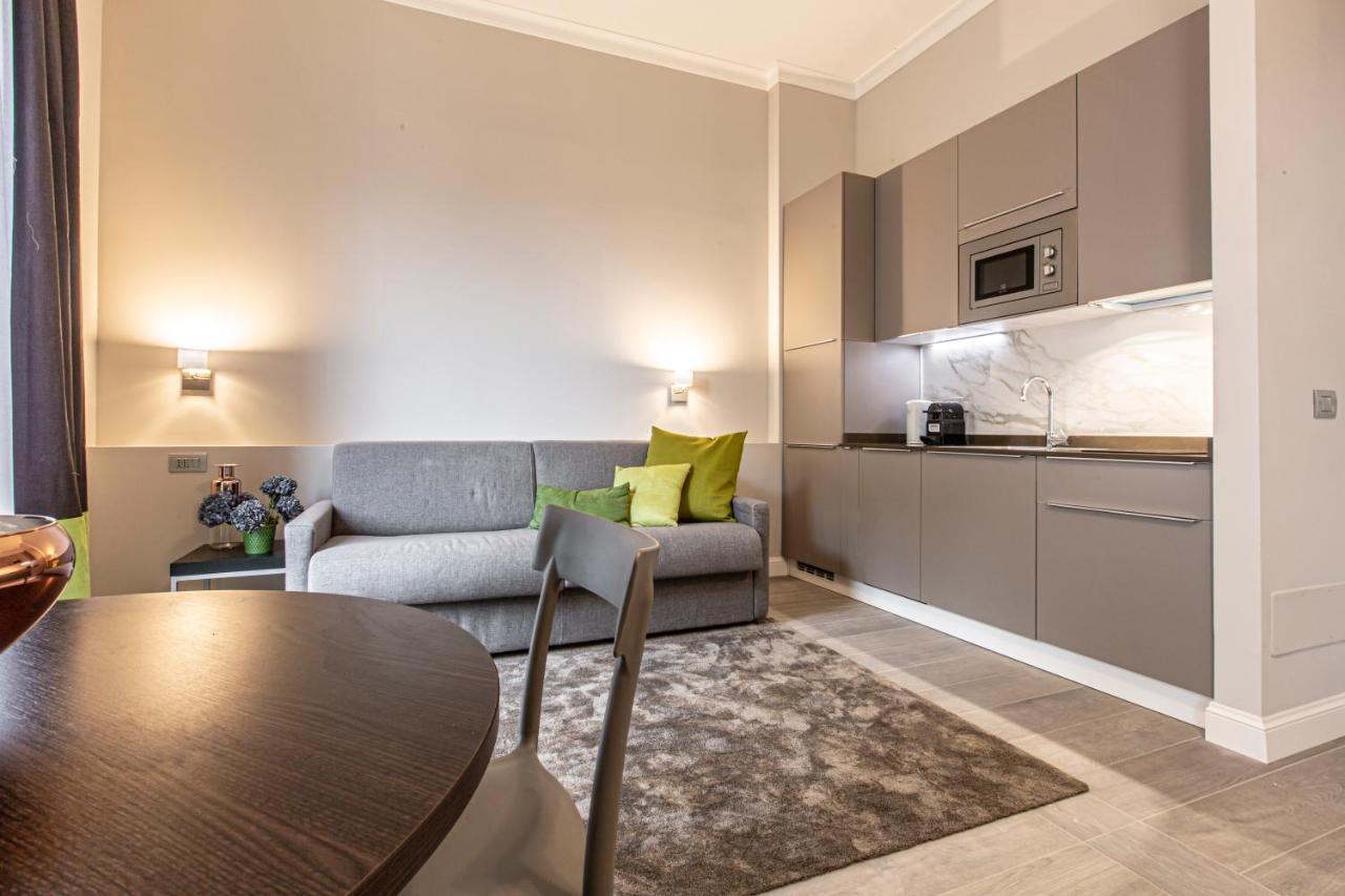 Duomo Terrace Studio R&R Милано Екстериор снимка